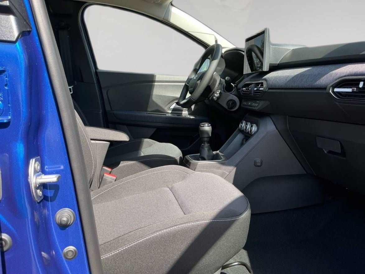 Fahrzeugabbildung Dacia Sandero Expression TCe 100