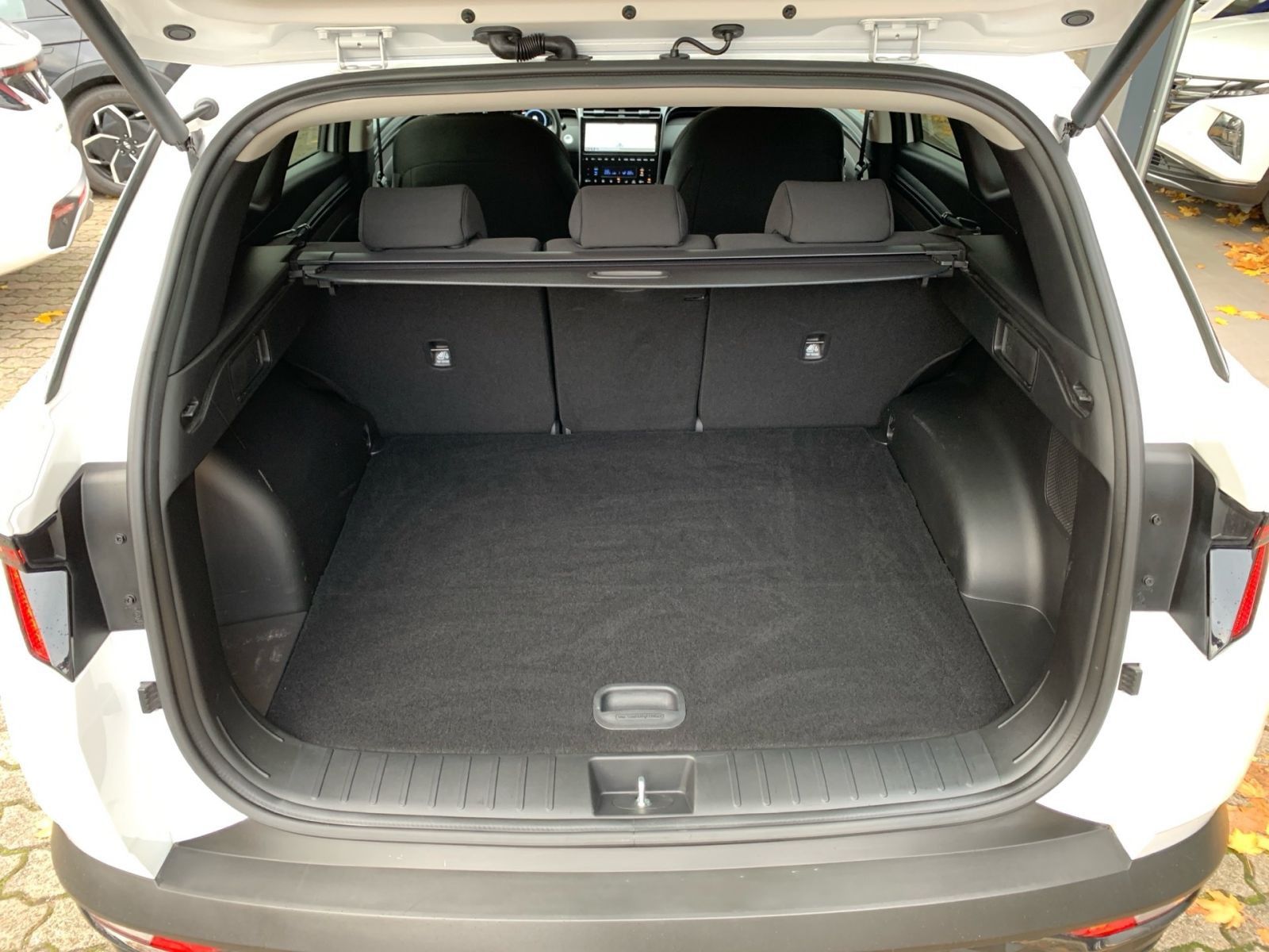 Fahrzeugabbildung Hyundai TUCSON 1.6 T-GDI Trend Mild-Hybrid AHK Navi