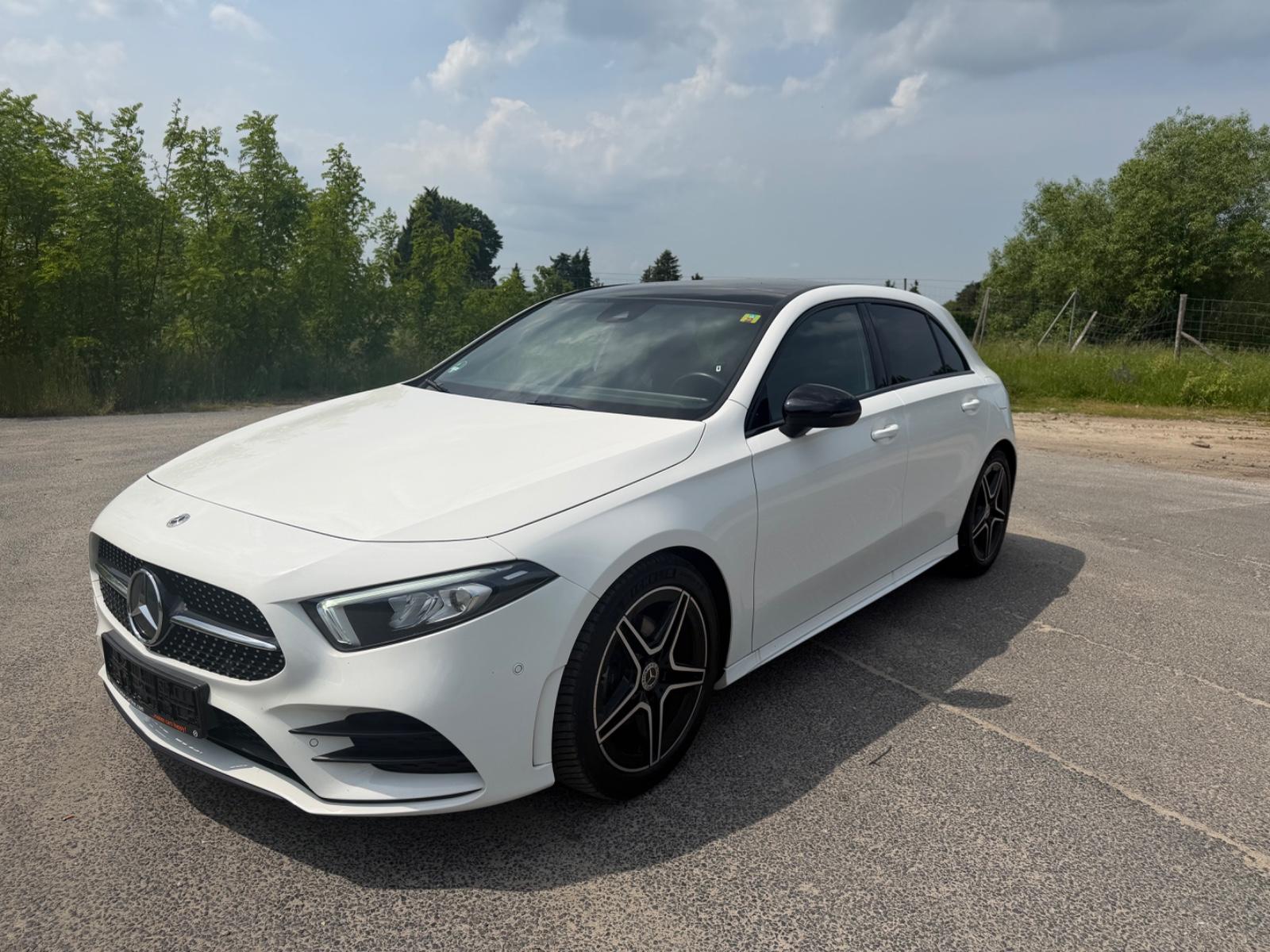 Mercedes-Benz A180 Business Solution AMG-Benzin-Automatik-Pano