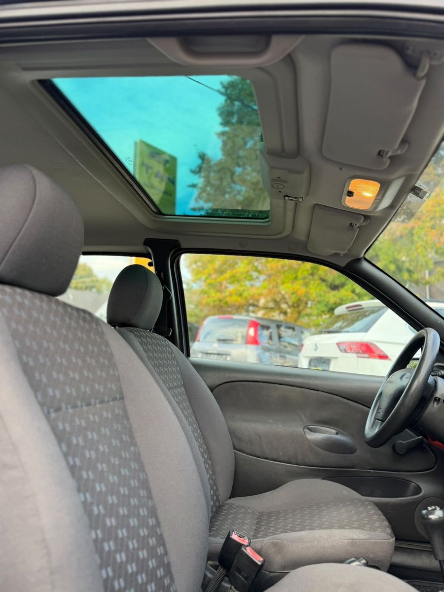 Fahrzeugabbildung Ford Fiesta 1.3 *NUR 41000km*