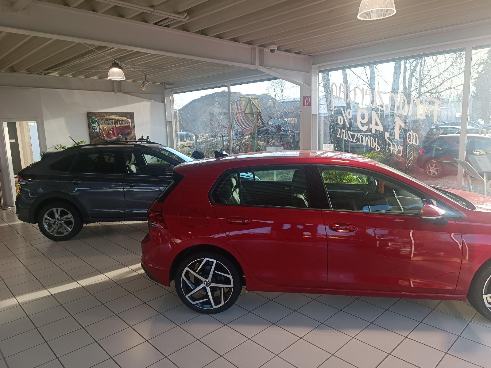showroom-image-main