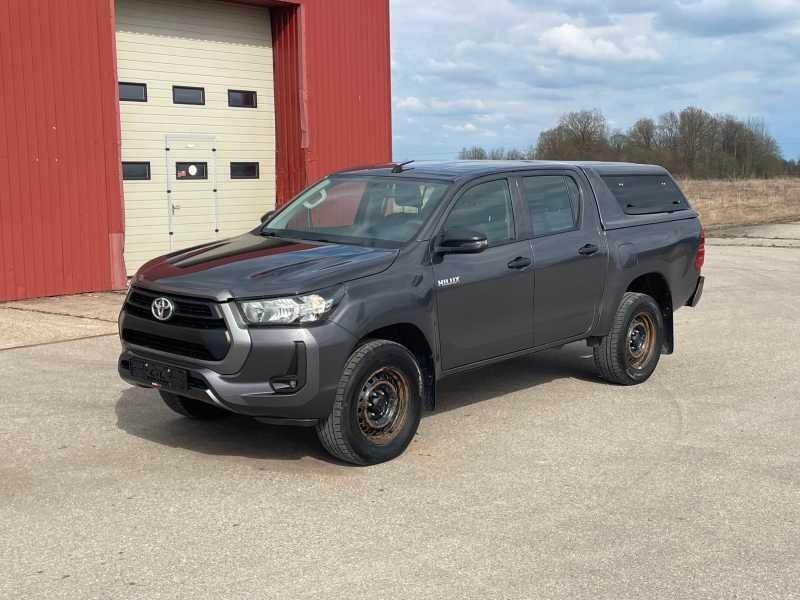 Toyota Hilux DLX+ Double Cab