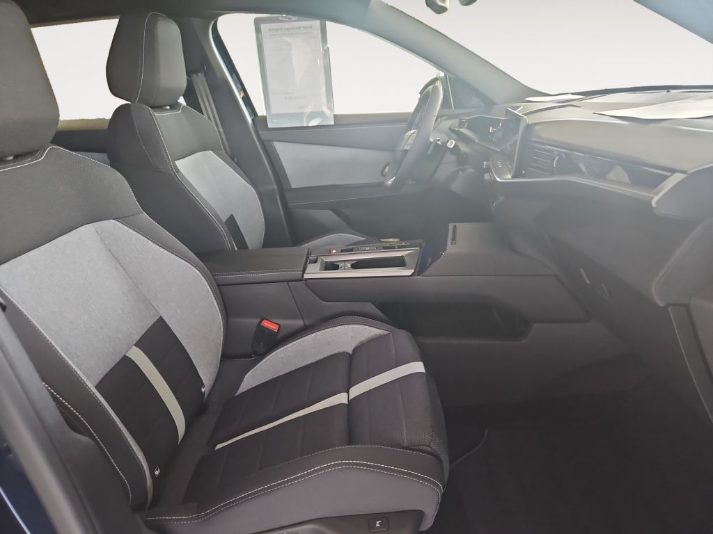 Fahrzeugabbildung Opel Grandland 1.2 DI Hybrid 48 V AT Edition
