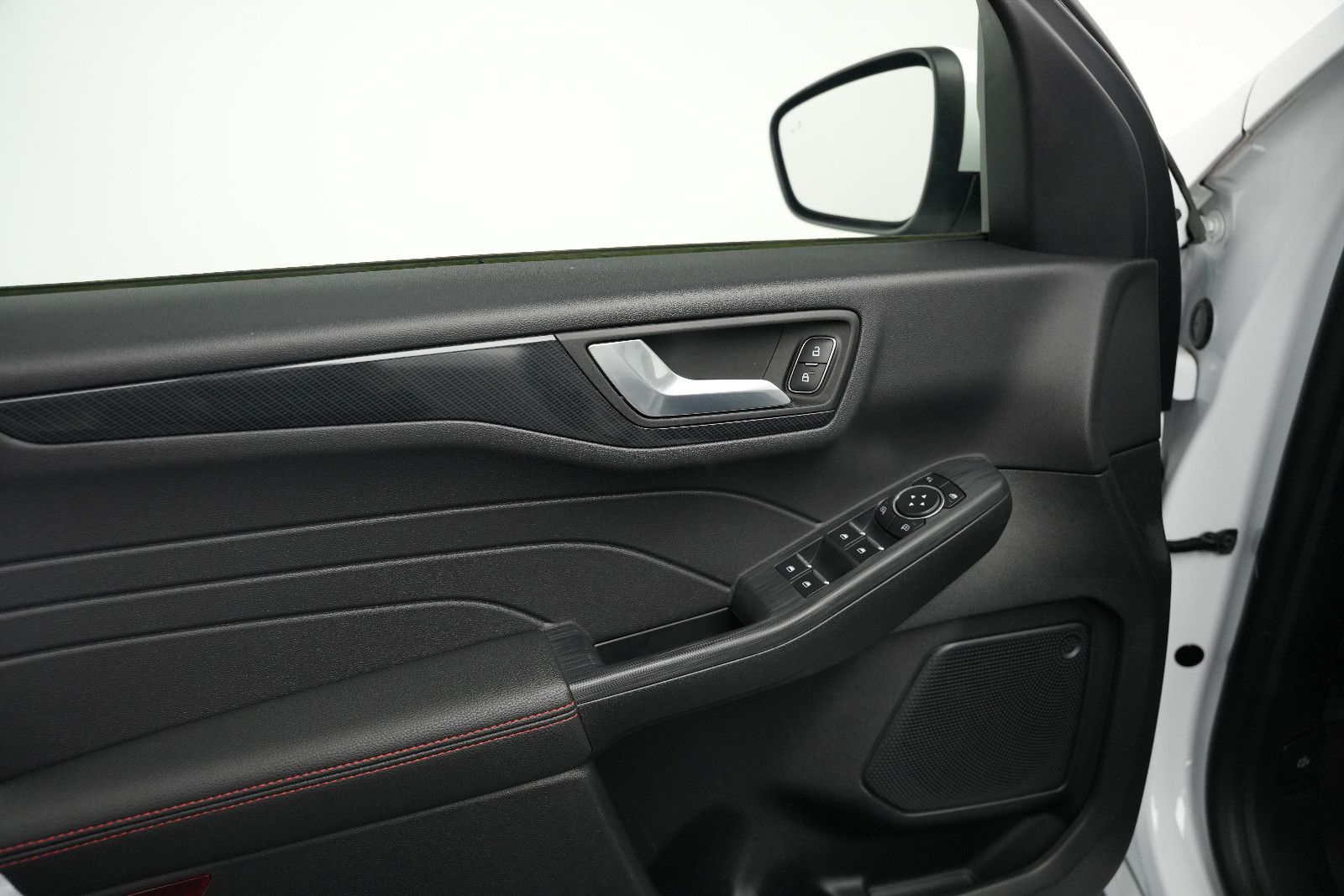 Fahrzeugabbildung Ford Kuga *ST-Line X*Panorama*HUD*Kamera*PlugInHybrid