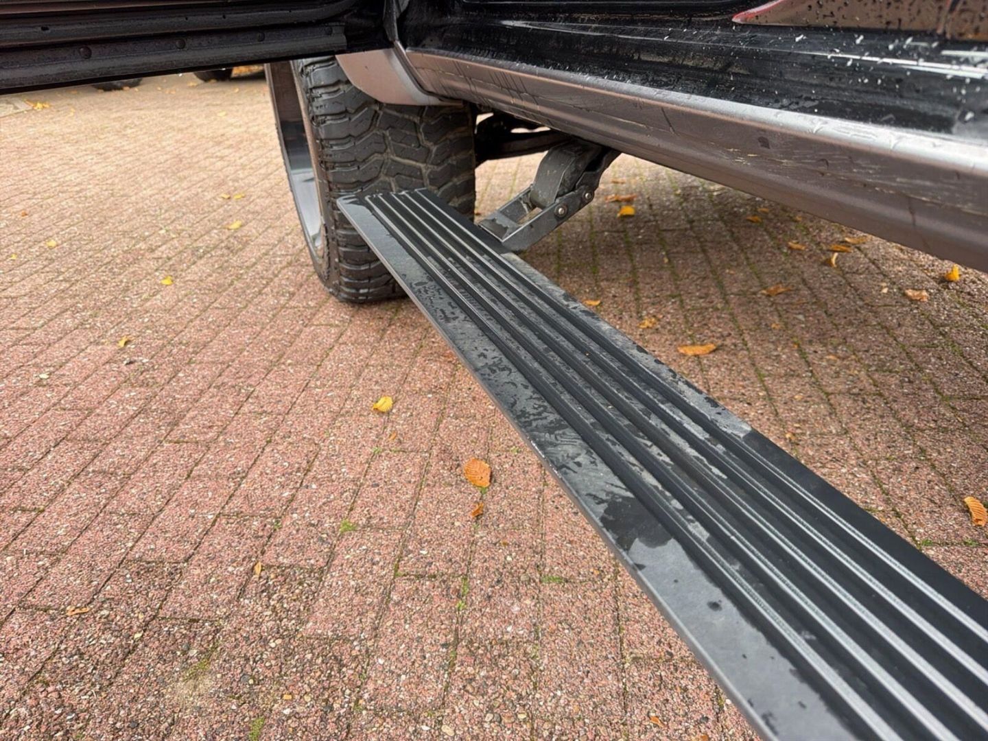 Fahrzeugabbildung Dodge RAM RAM1500 Limited Crew Cab Extremumbau Voll Au