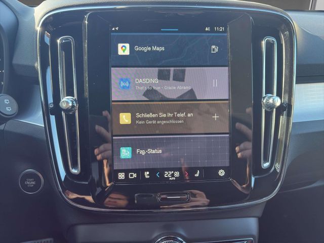 Volvo XC40 Plus Dark B4 Mild-Hybrid