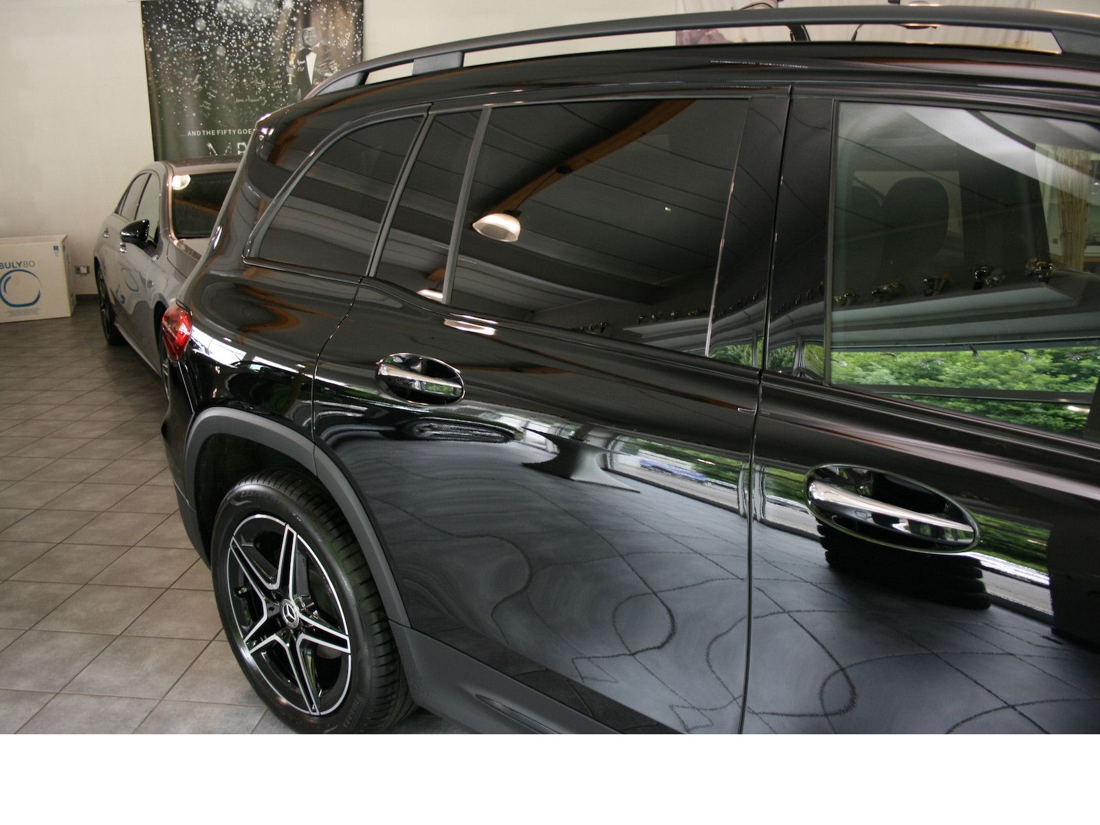 Fahrzeugabbildung Mercedes-Benz GLB 180 AMG Line Plus *Night-Paket *Keyless-GOl*