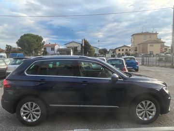 Volkswagen Tiguan - 4
