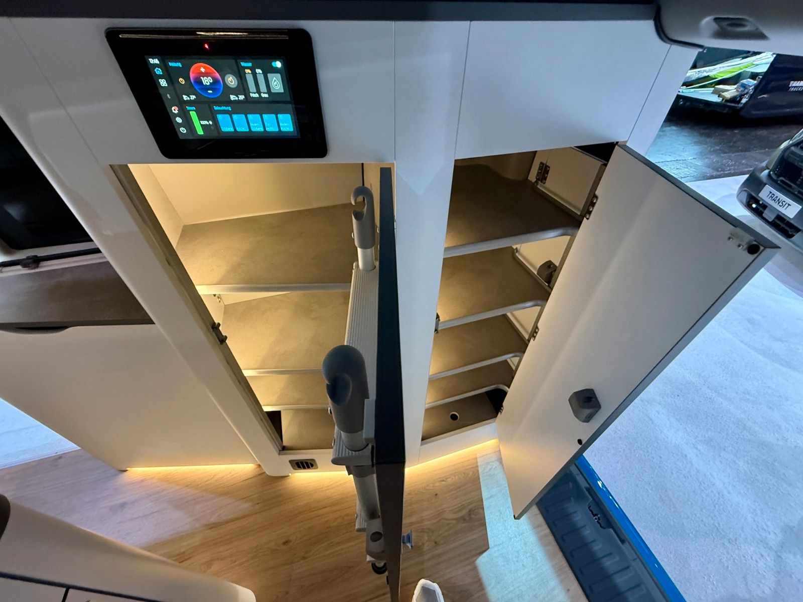 Vehicle image: Ford Nugget L2 high roof 2026 | New model V710