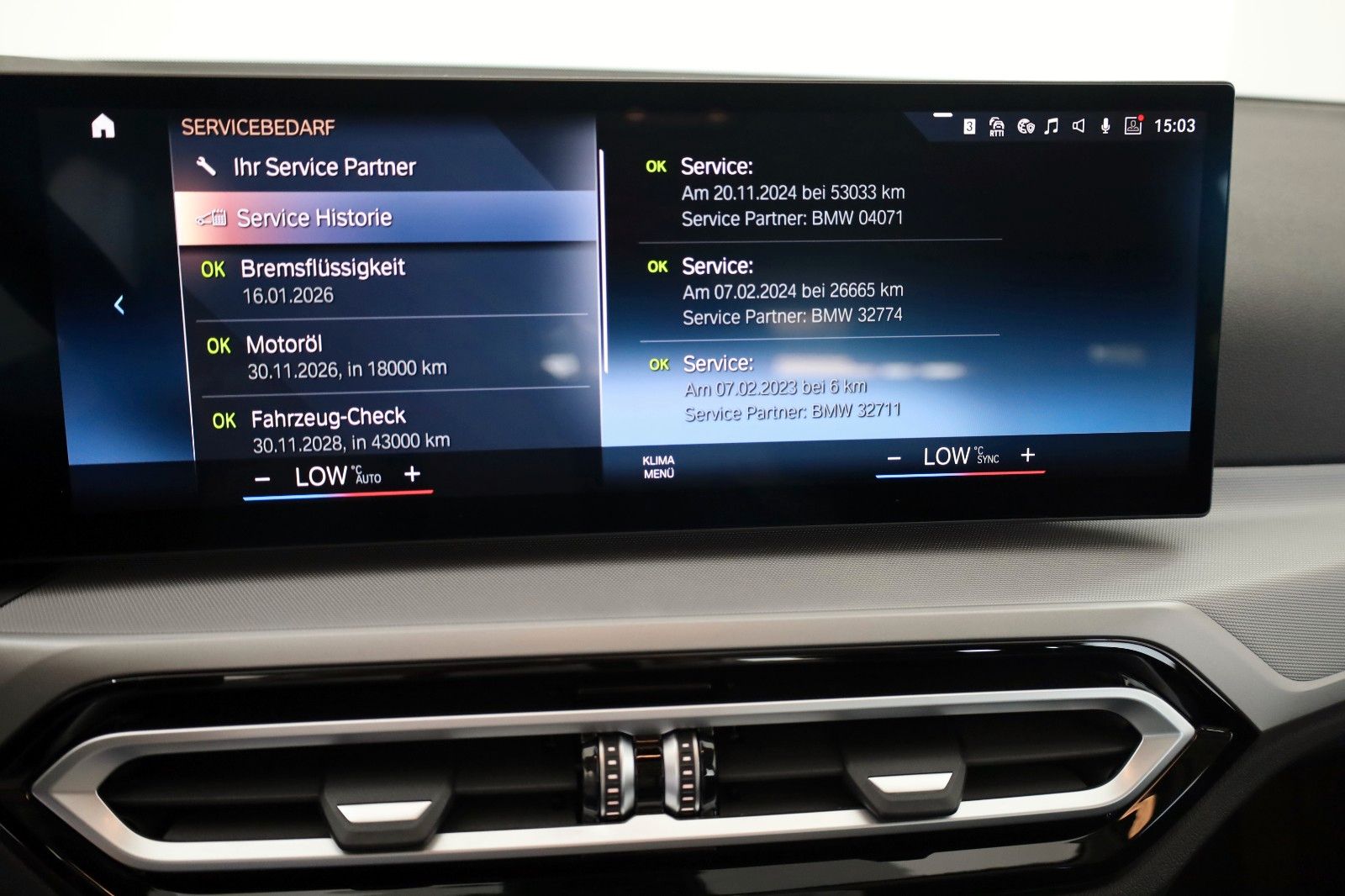 Fahrzeugabbildung BMW 320dA xDrive Touring Navi,LED,SH,PDC,Widescreen