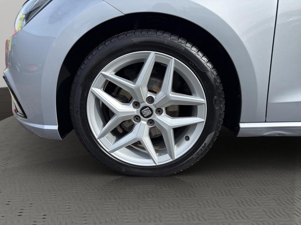 Seat Ibiza 1.0 TSI FR PDC SHZ KAMERA NAVI ACC LED