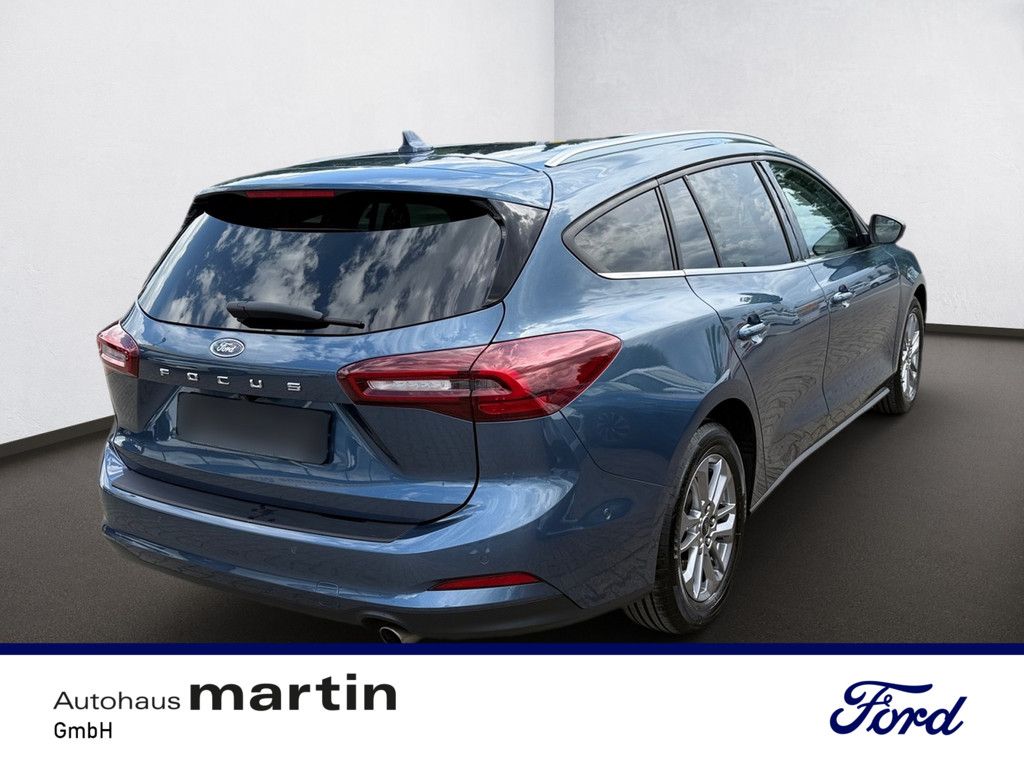 Fahrzeugabbildung Ford Focus 1.5 EcoBlue Titanium