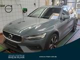 Volvo V60 Cross Country B4 (D) AWD PRO AHK+PANO+MET+ - Volvo V60 Cross Country mit Panoramadach