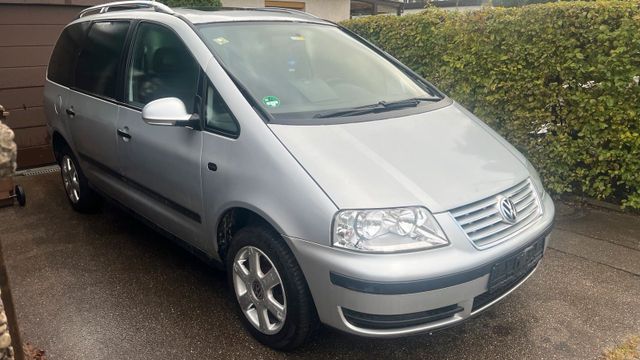 Volkswagen VW Sharan 2.L TDI 7 Sitze , klimaautomatik...