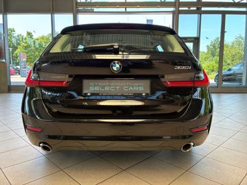 BMW 330 - 11