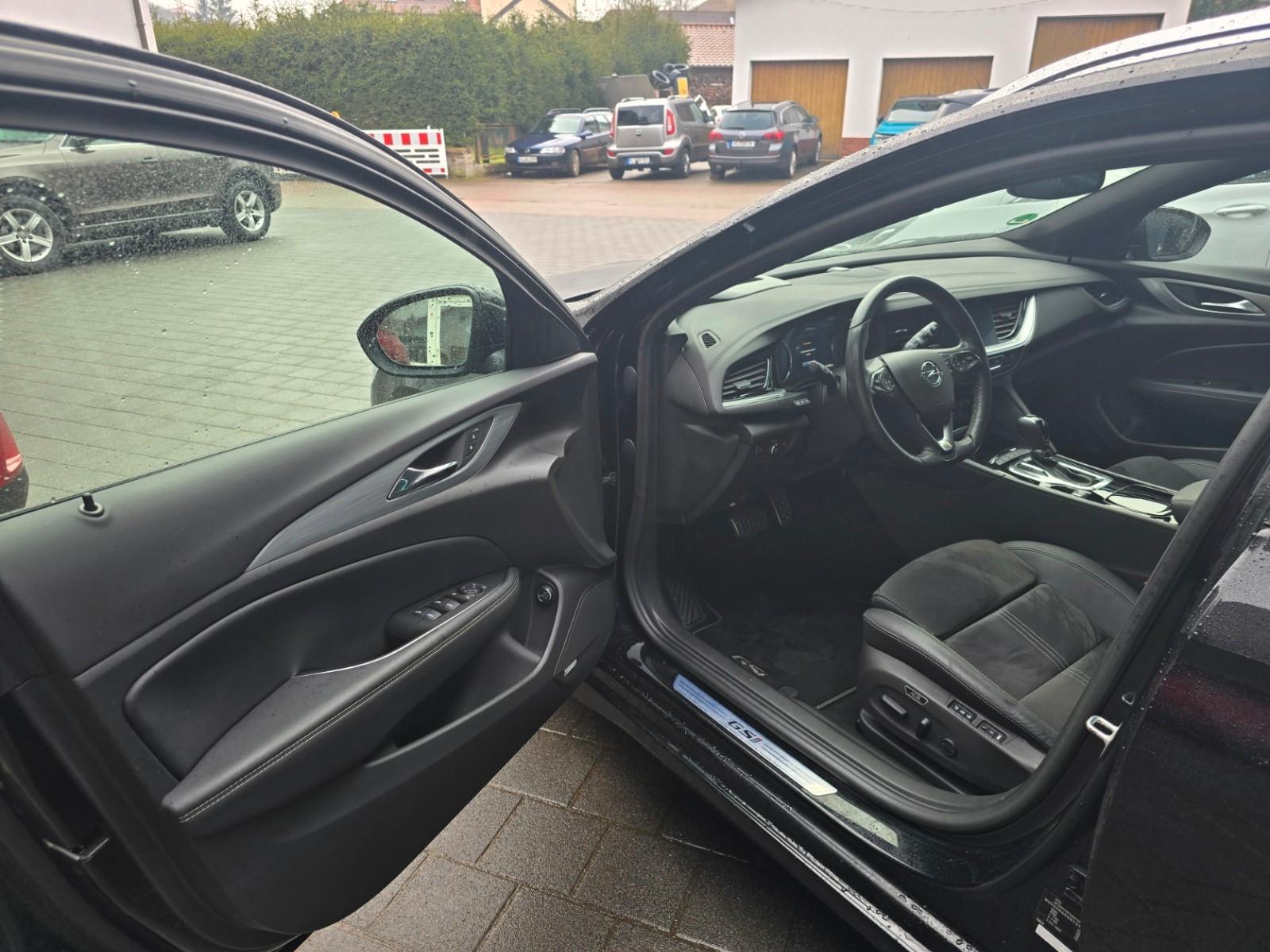 Opel Insignia B Sports Tourer GSi 4x4