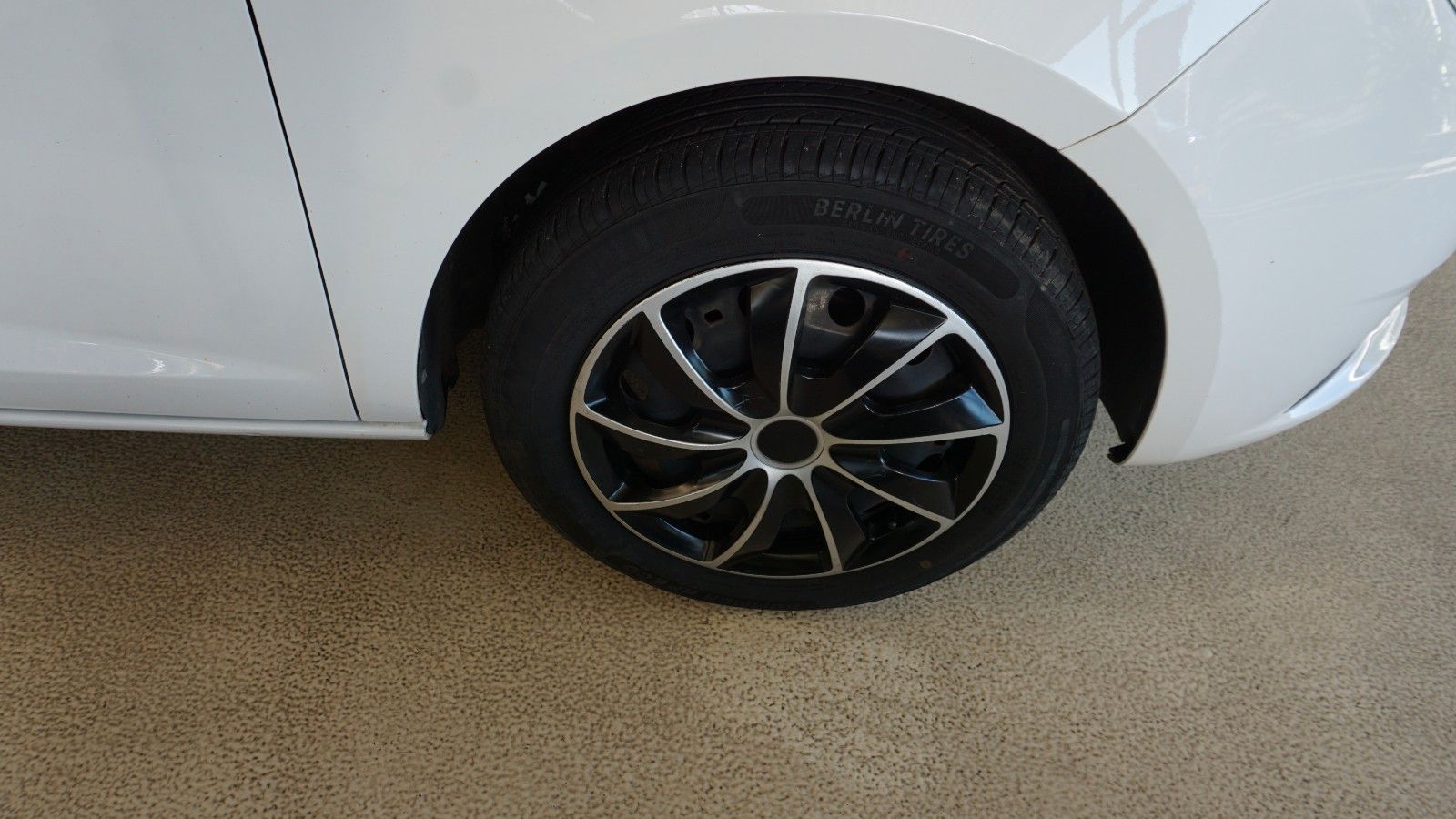 Fahrzeugabbildung SEAT Ibiza 1.4 Reference