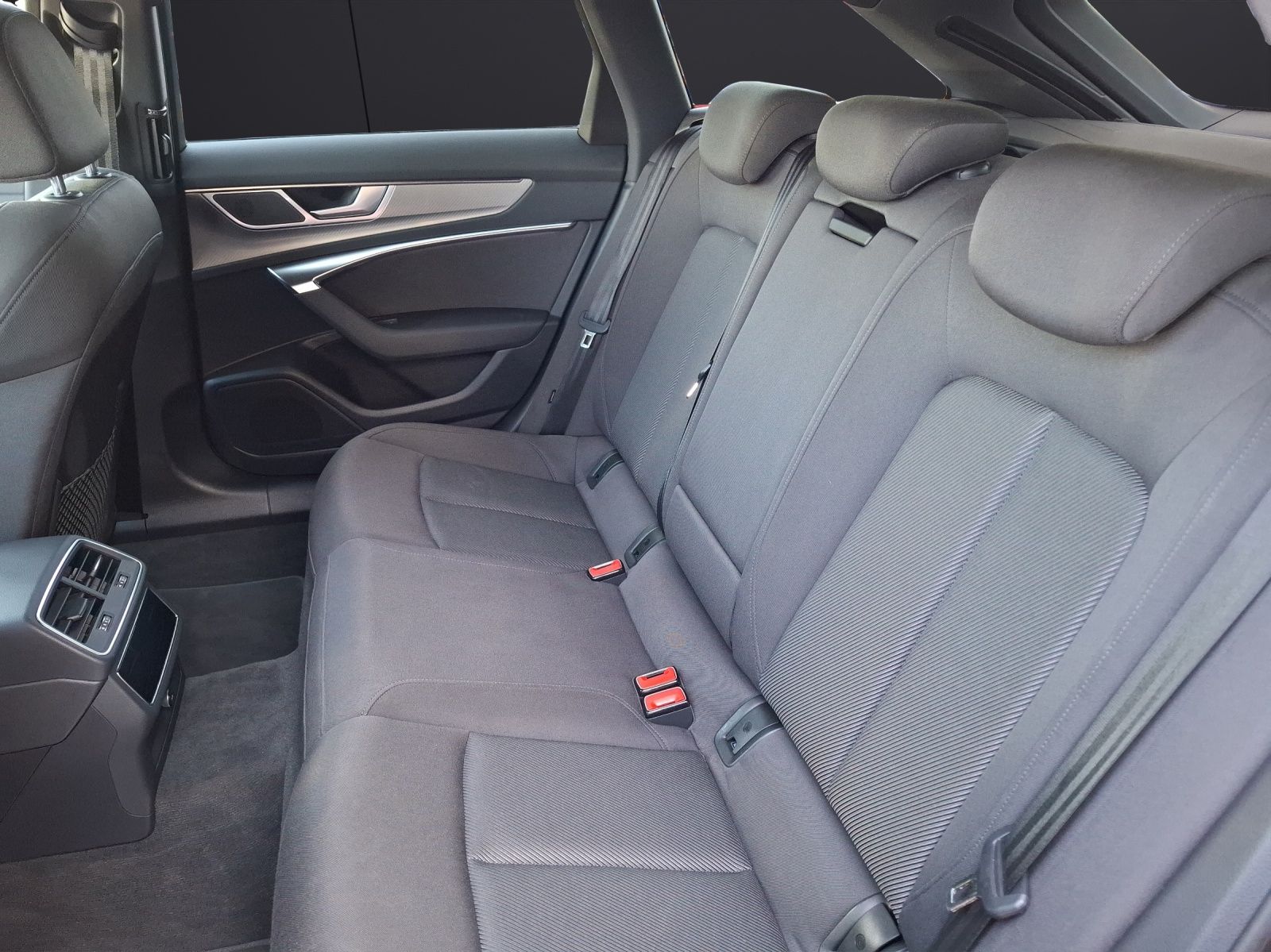 Fahrzeugabbildung Audi A6 Avant 50 TDI sport quattro Matrix Navi AVC AC