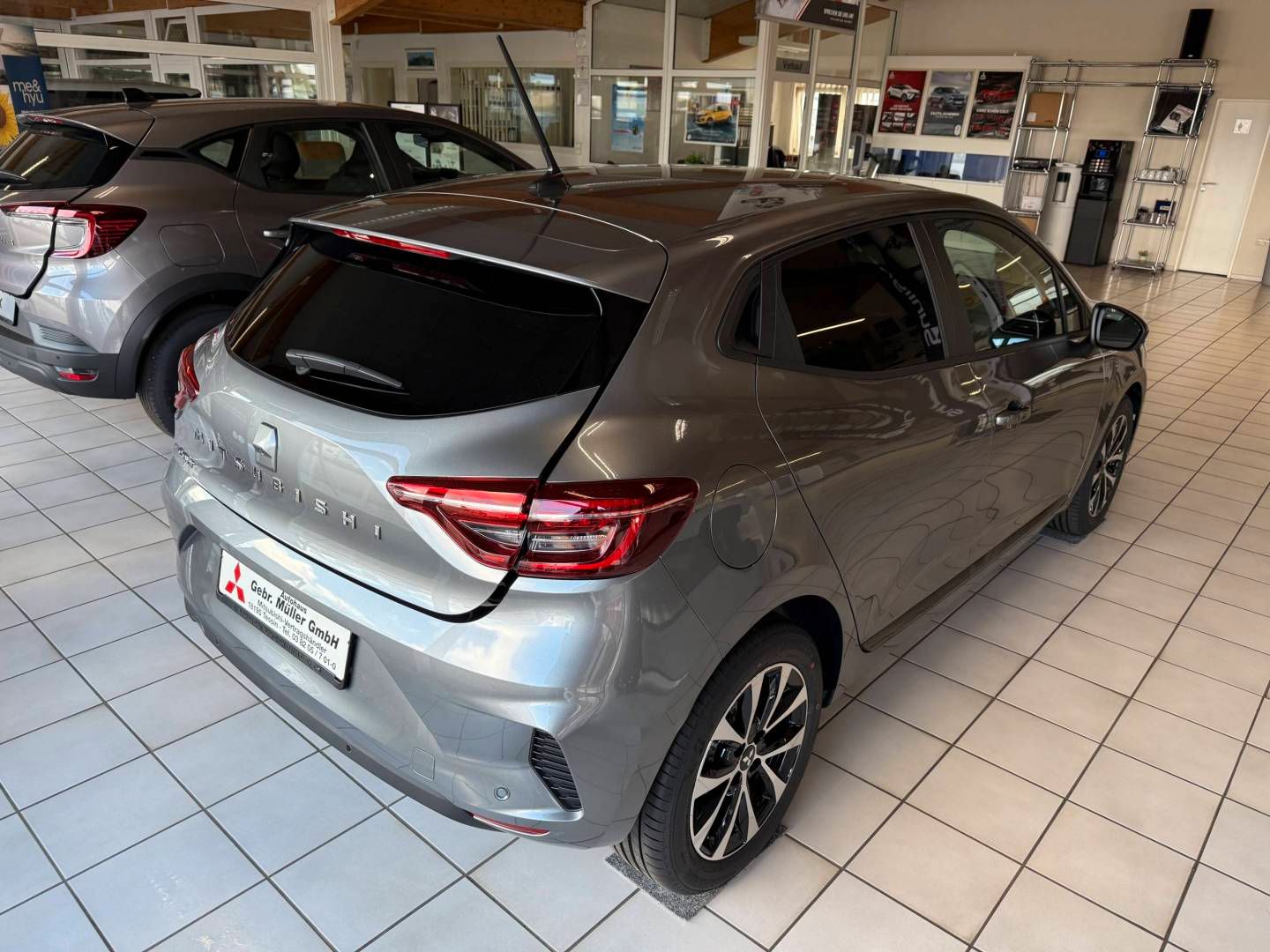 Fahrzeugabbildung Mitsubishi Colt (VBX/VBE)(08.2023->) DE