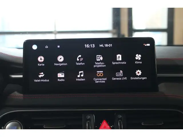 Genesis G70 Shooting Brake 2.2 Sport SHZ KAMERA ACC LED