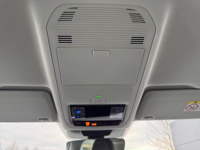 Tiguan Life 2.0 TDI AHK-klappbar Navi CarPlay