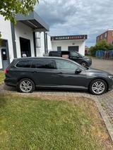 Volkswagen Passat 2.0  SCR 176kW DSG 4MOTION Highlin... - VW Passat Gebrauchtwagen in Hannover