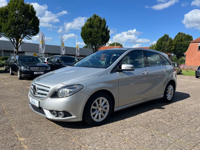 Mercedes-Benz B 180 CDI Diesel,AHK,Aluflegen,Navigation,SHZ