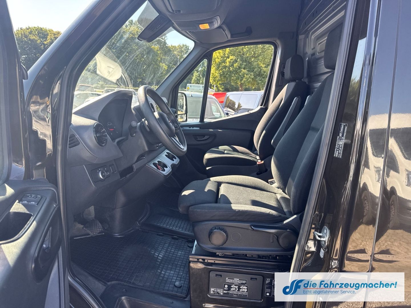 Fahrzeugabbildung Mercedes-Benz Sprinter Kasten Maxi XXL Extra Lang 316CDI AUT.K