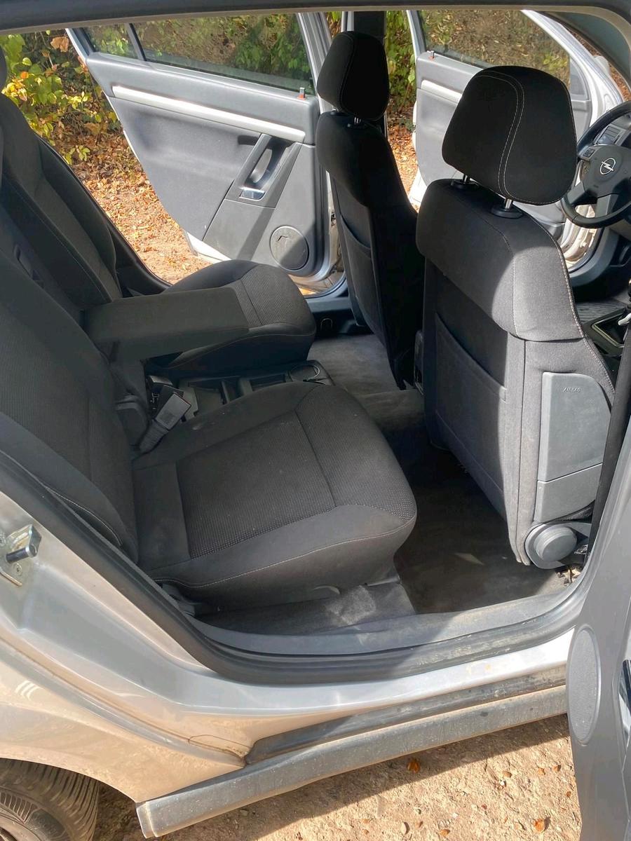 Opel Signum 2006 — photo 5