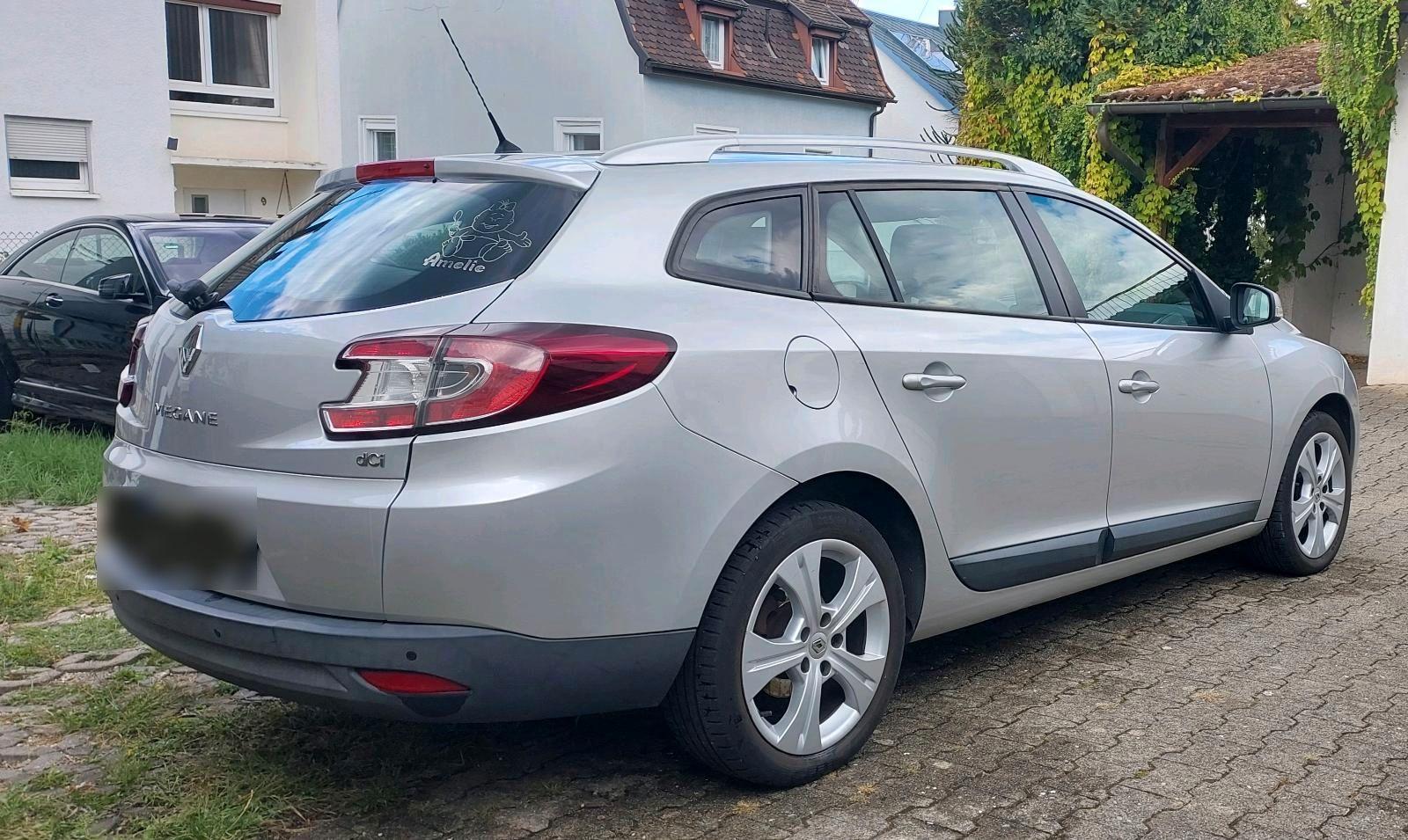 Renault Megane 2010 — двигун 106 HP (78kW)