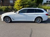 BMW 520d xDrive Touring - Luxury Line  - BMW 520: 520d Luxury