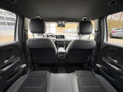 Fahrzeugabbildung Mercedes-Benz B 180 d 8G-DCT Edition 2020 AMG Line 1.Hand