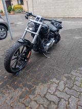 Harley-Davidson Breakout - gebrauchte Motorräder in Hamm