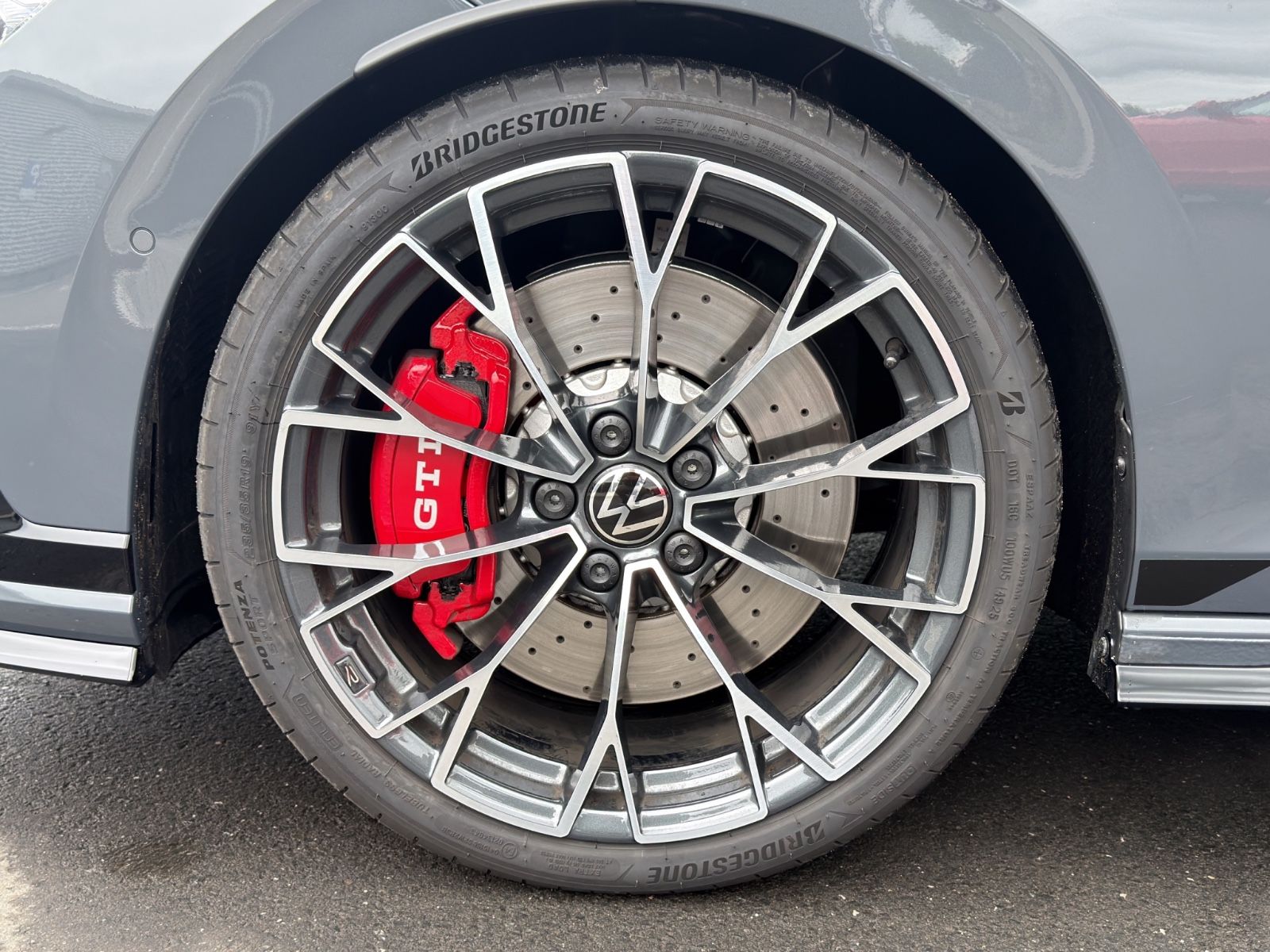 Volkswagen Golf VIII GTI Clubsport *Akrapovic/Panodach/H&K foto 19