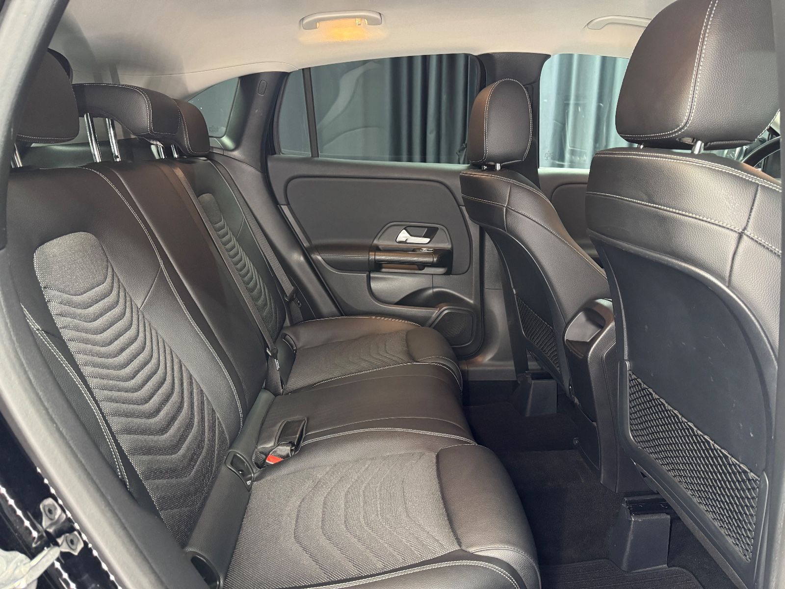 Fahrzeugabbildung Mercedes-Benz GLA 220d|AUTOMATIK|NAVI|LED-SCHEINWERFER|