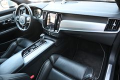 Fahrzeugabbildung Volvo V90 D5 AWD Polestar R-Design*STDHZG*360°*B&W*ACC
