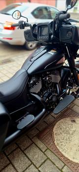 Indian Chieftain dark horse viele Extras  - INDIAN CHIEFTAIN