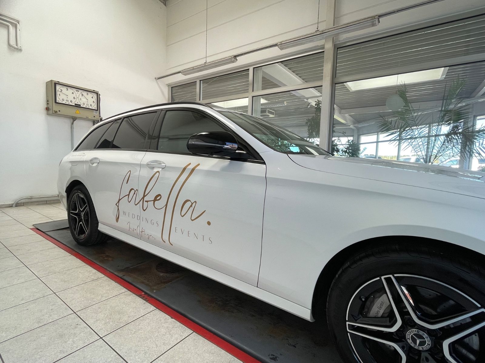 Mercedes-Benz E 300 de T-Modell 4Matic AMG AHK Head Up Night foto 4