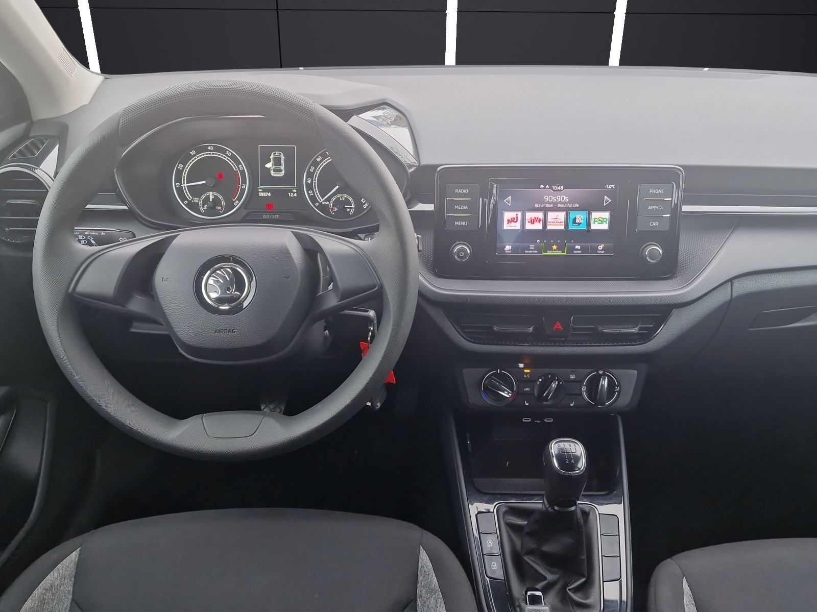 Fahrzeugabbildung SKODA Fabia Active 1.0 MPI DAB SH KLIMA