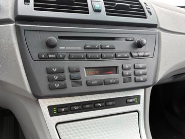2004 BMW X3 — миниатюра 18
