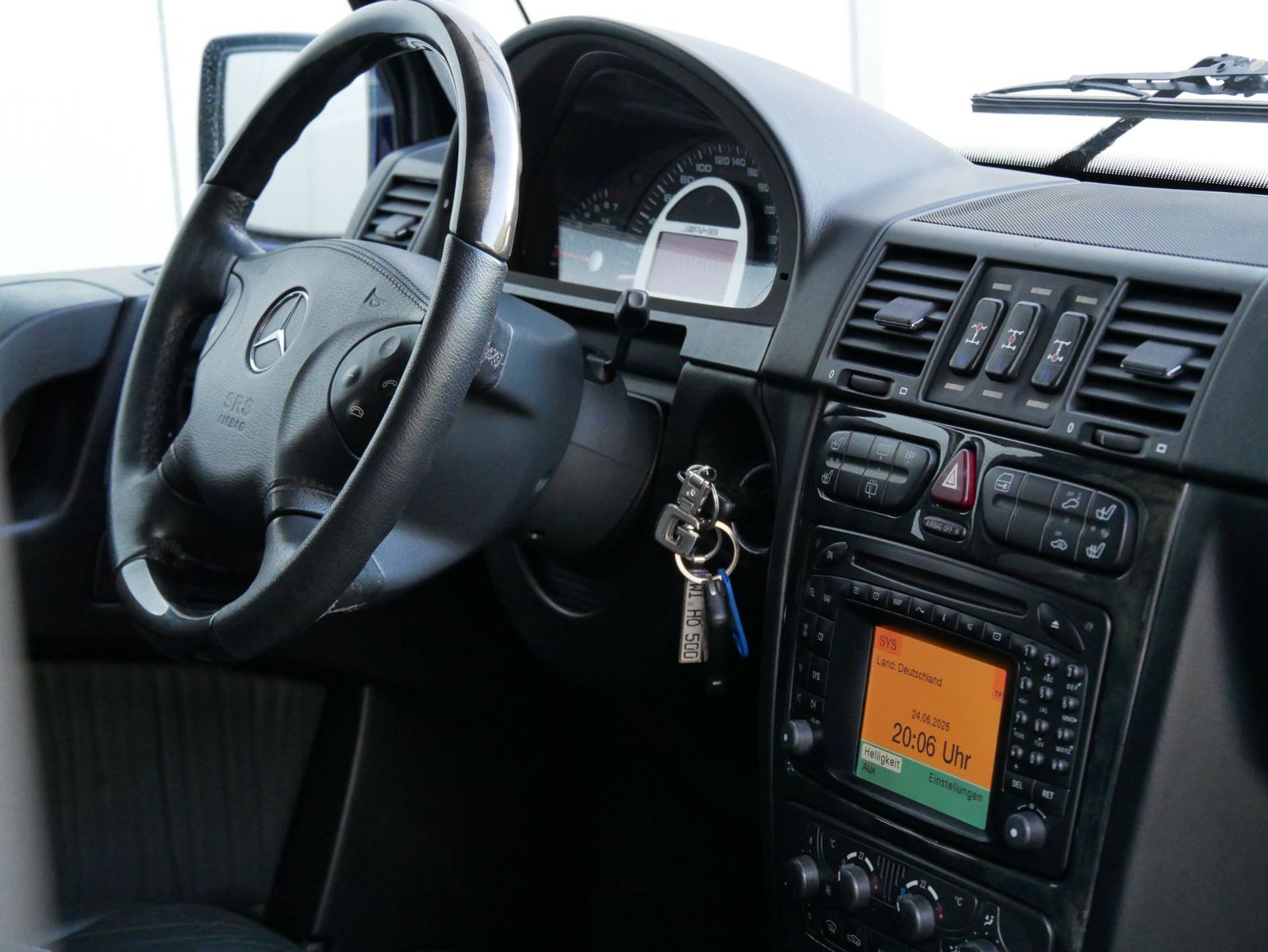Fahrzeugabbildung Mercedes-Benz G 55 AMG DESIGNO|MEMORY|PDC|SZH V&H|DEUTSCHES FA