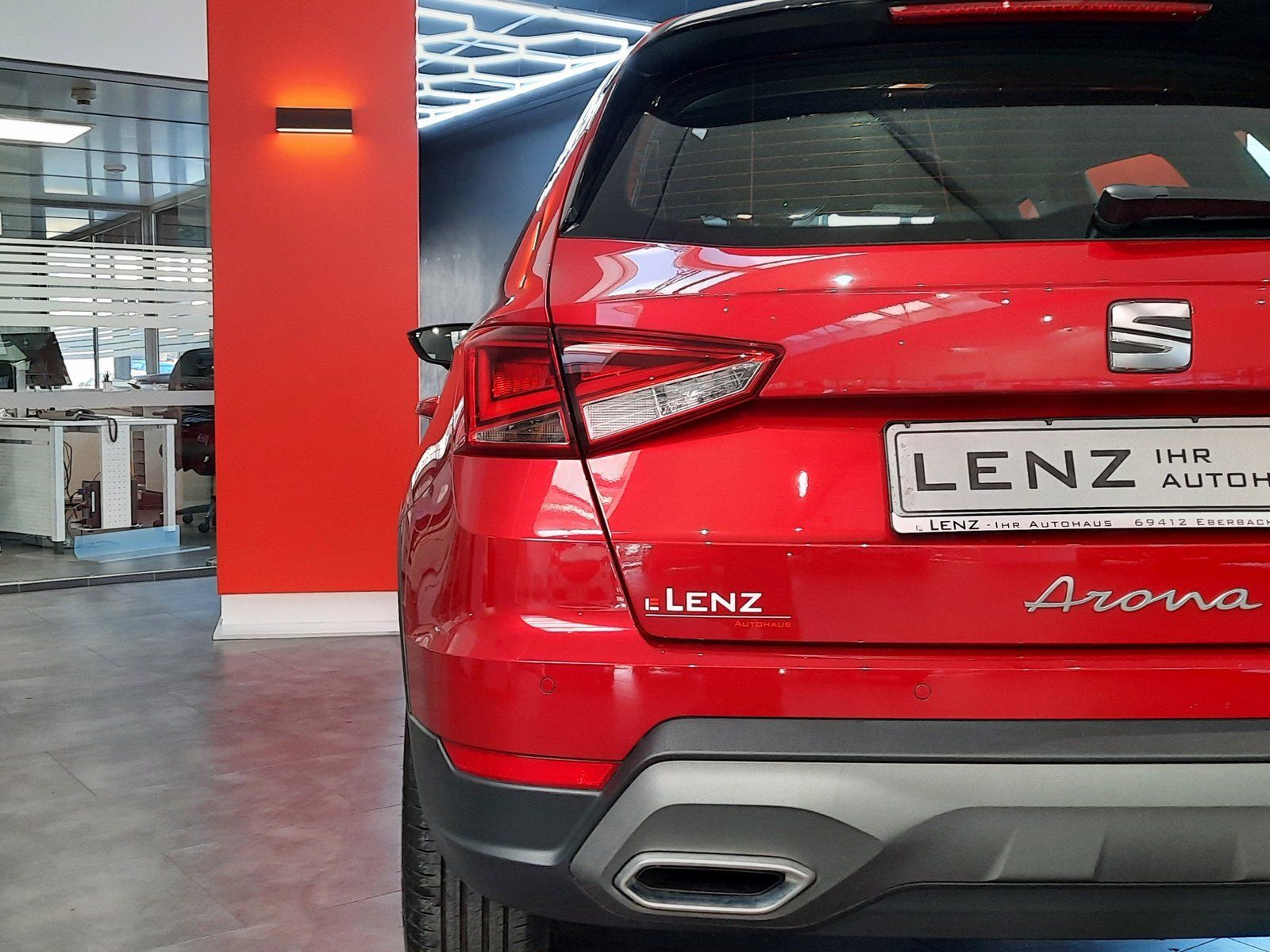 Fahrzeugabbildung SEAT Arona FR TSI *AHK*Navi*LED*PDC*Sitzhzg*Tempomat*