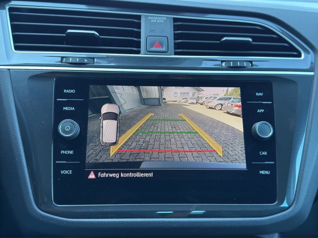 Volkswagen Tiguan 2.0 TDI DSG 4Motion*NAVI*APPLE*KAMERA*TOP