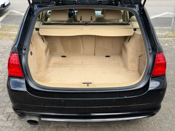 BMW 320 - 6