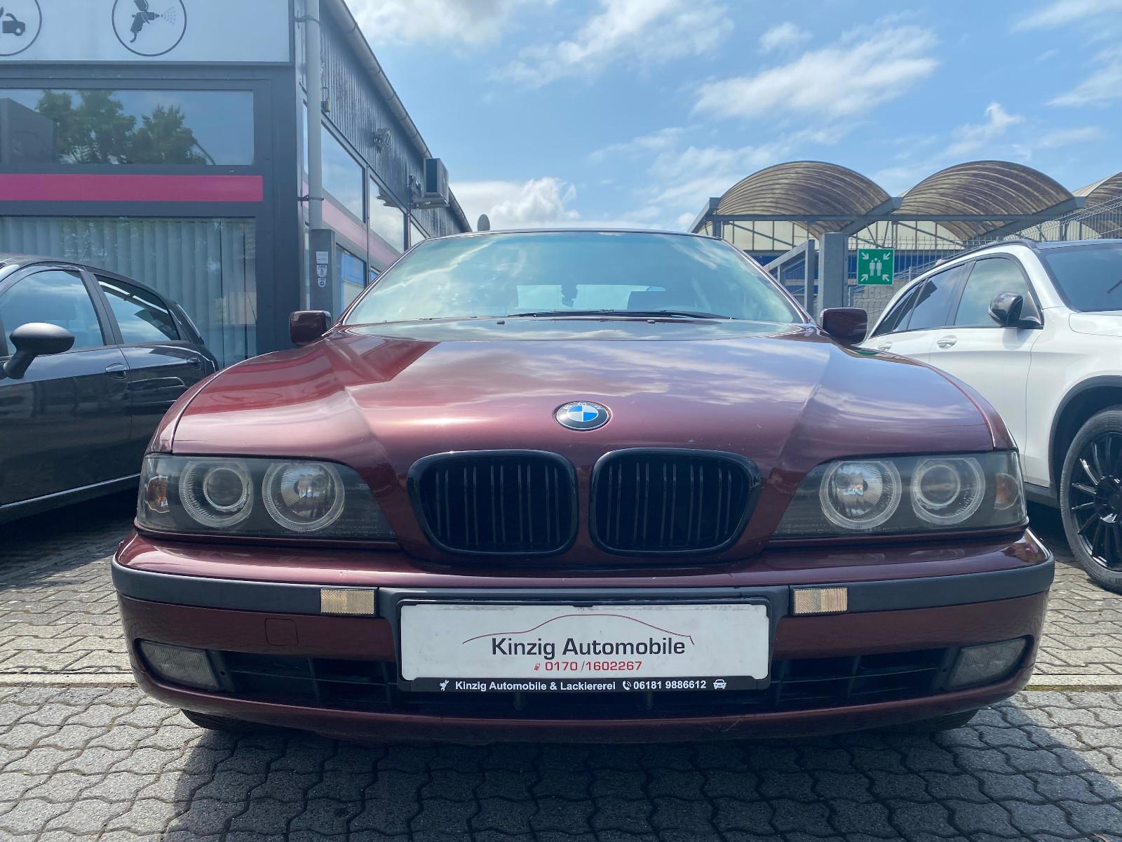 BMW 523i
