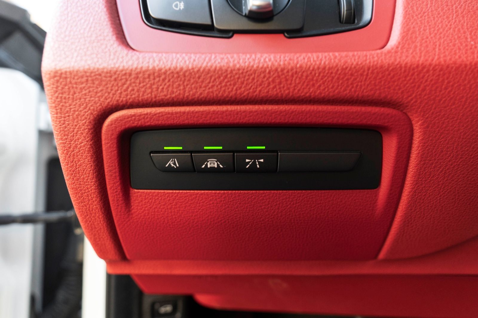 Fahrzeugabbildung BMW 430i Coupé M-SPORTPAKET HUD KAM LED H&K TOTW