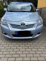 Toyota Verso - gebrauchte Toyota Verso aus dem Jahr 2011