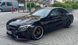 Mercedes-Benz AMG 63 Performance und Komfort in Top-Zustand  - Mercedes-Benz C 63 AMG in München