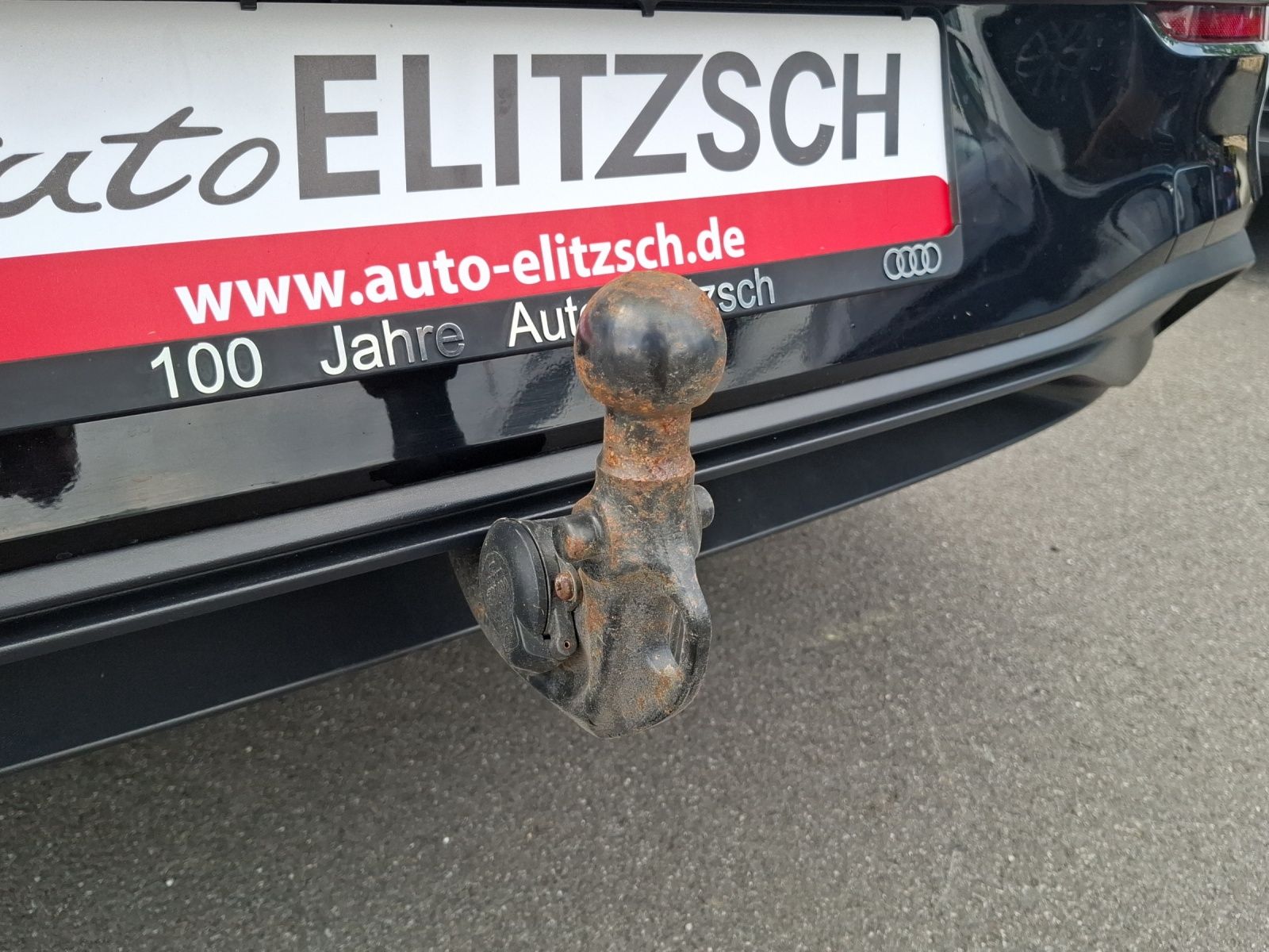 Fahrzeugabbildung Volkswagen Golf VIII TSI Life LED AHK STHZ ACC Navi Pano AI