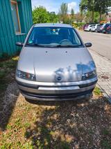 Fiat FIAT Punto günstig abzugeben - gebrauchte Fiat Punto aus dem Jahr 2001